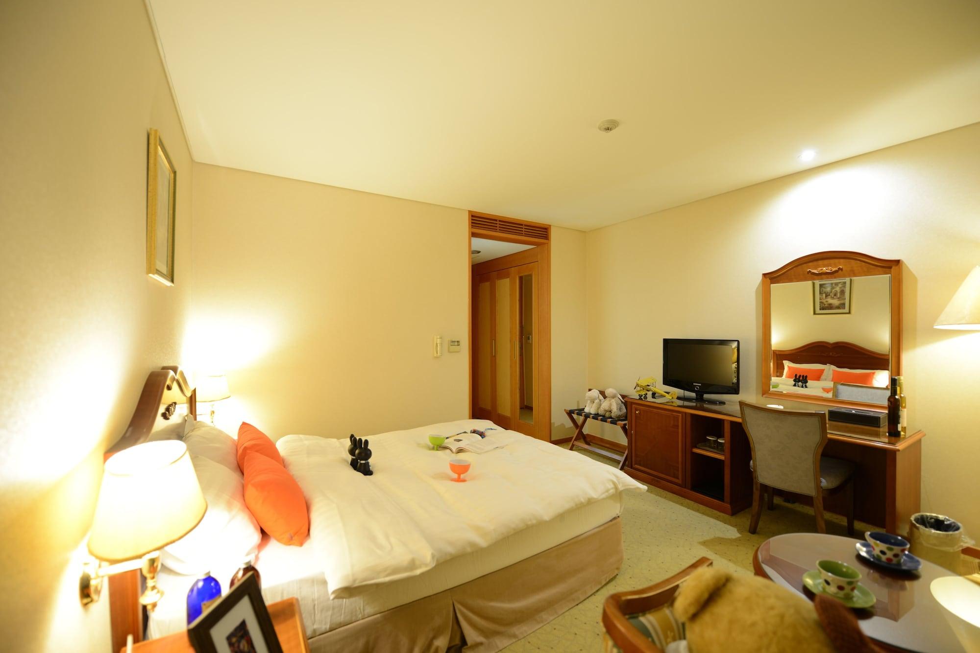 Onyang Hot Spring Hotel Асан Екстериор снимка