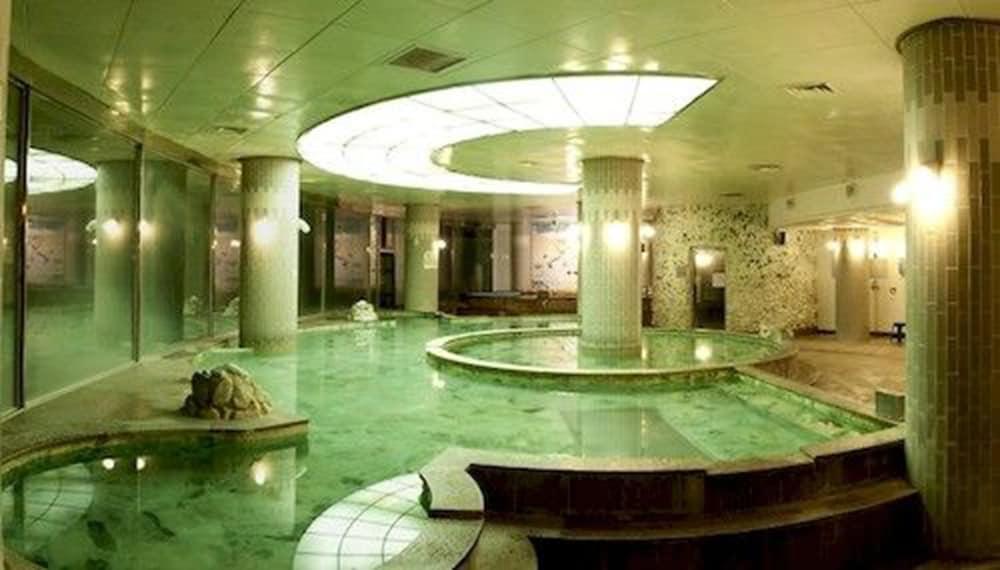 Onyang Hot Spring Hotel Асан Екстериор снимка